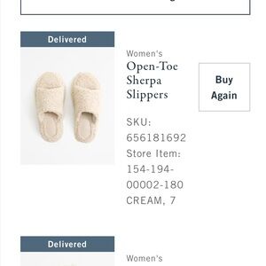 NWT Abercrombie Open Toe Sherpa Slippers